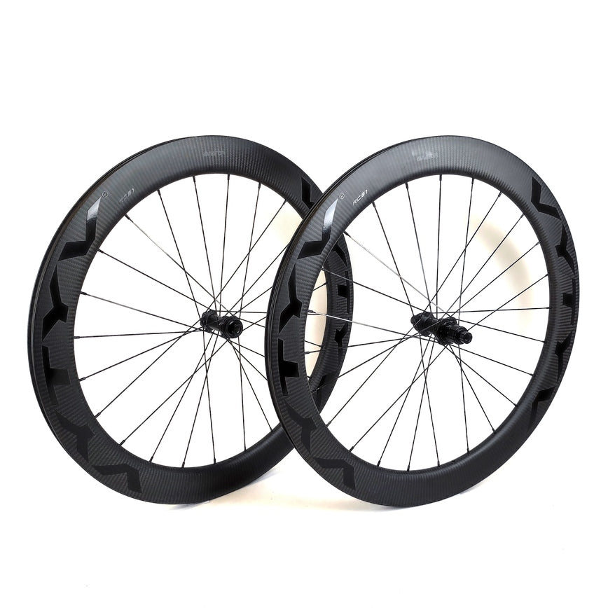 Aviator GC36 Carbon + DT Swiss 240s / Laufradsatz / Vorne + Hinten