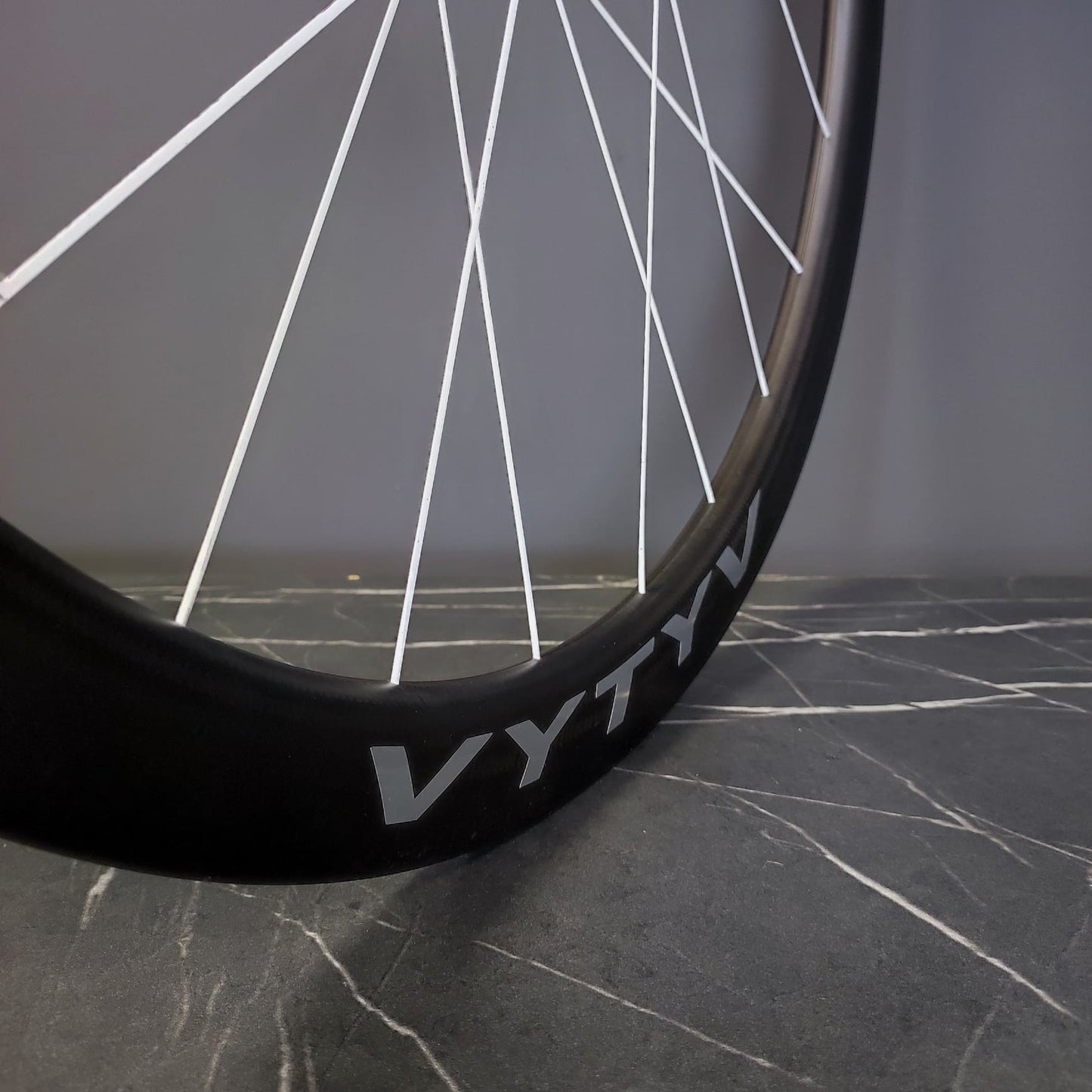 Aviator RT46 Tubular Carbon + DT Swiss 370 CL + Aerolite White / Wheelset / Front + Rear