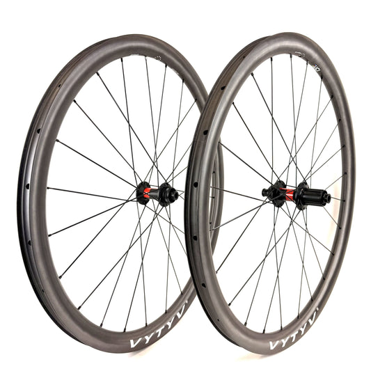Aviator GC36 Carbon + DT Swiss 240 EXP CL Classic + Sapim CX-SPRINT / Wheelset / Front + Rear