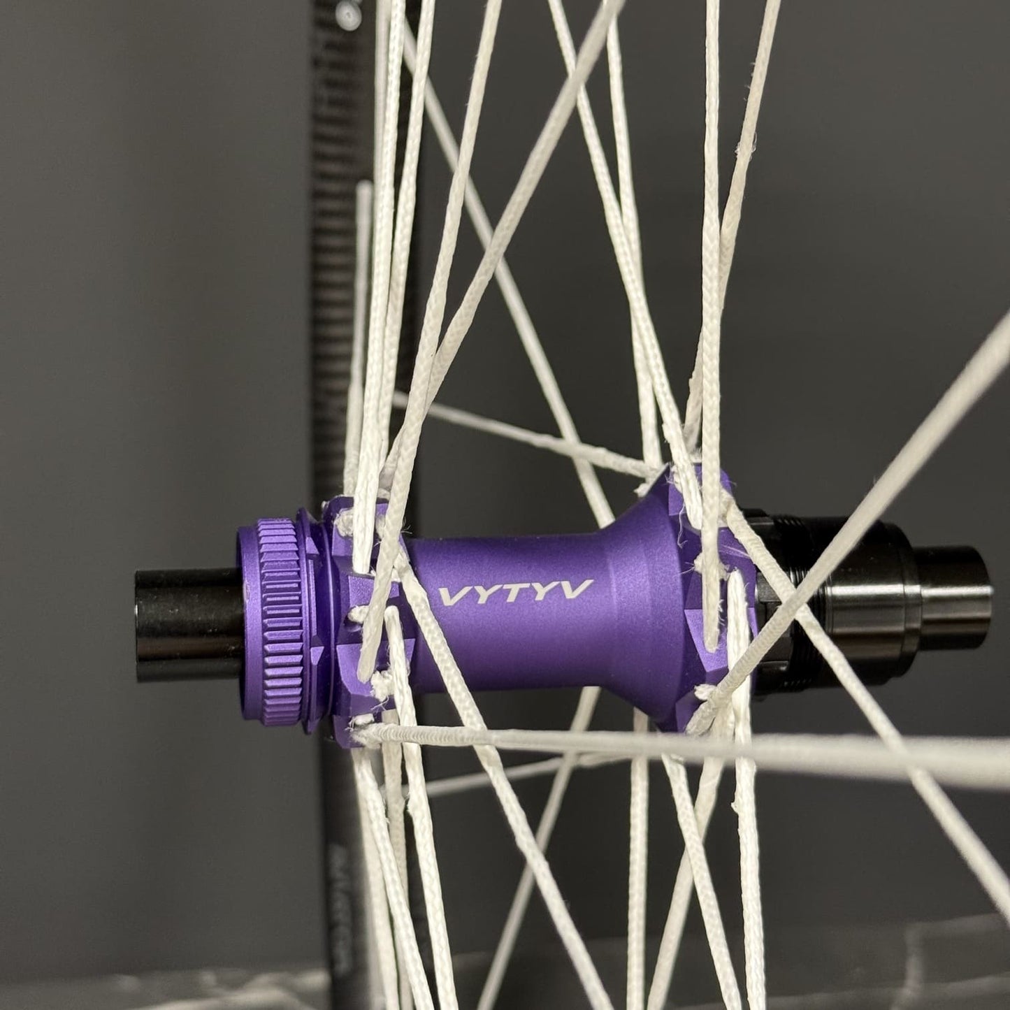 Aviator XC WIDE SL Carbon + BERD Spokes