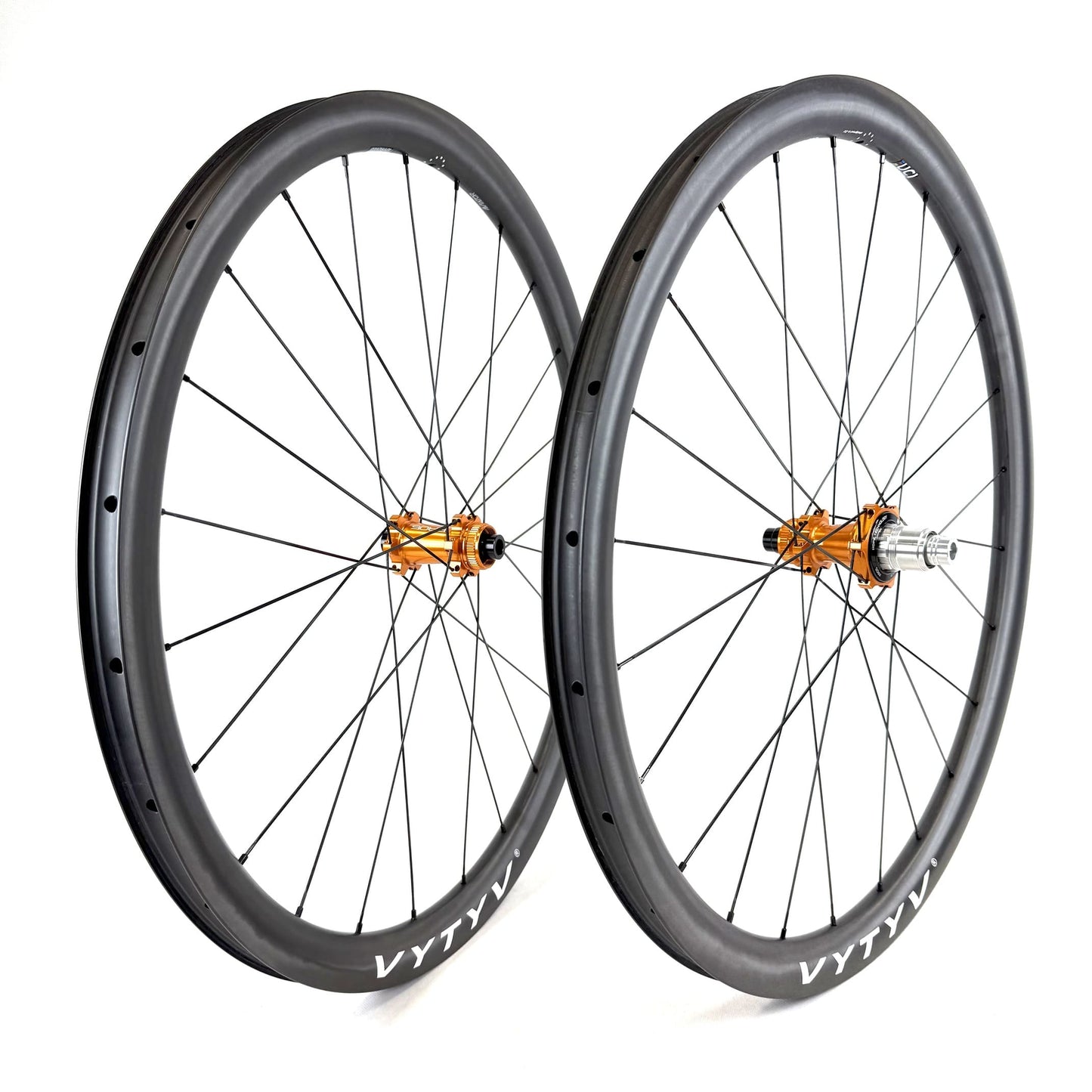 Aviator GC36 Carbon + HOPE PRO5 Straightpull