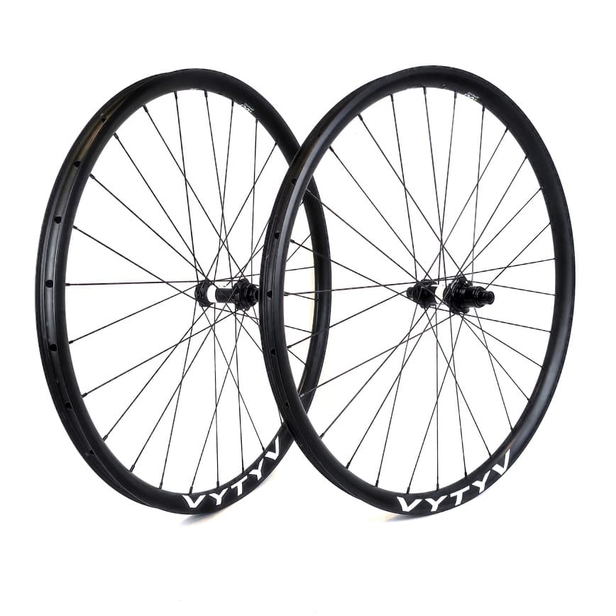 XC Carbon + DT Swiss / Wheelset Front + Raer