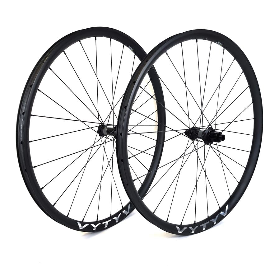 XC Carbon + DT Swiss / Wheelset Front + Raer