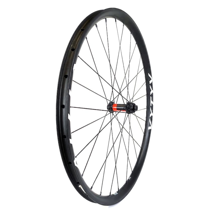 XC Carbon + DT Swiss / Wheelset Front + Raer